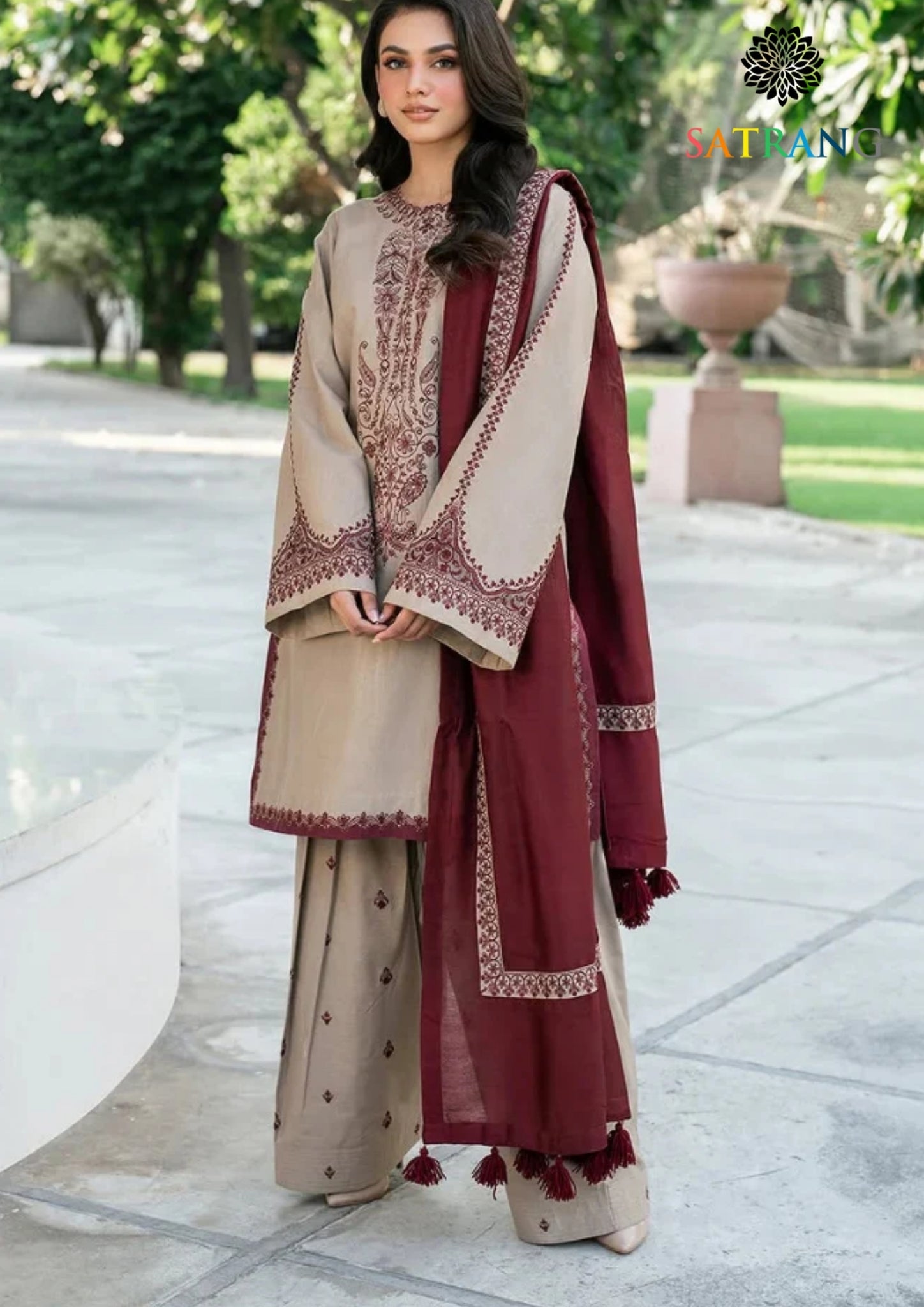 Winter Unstitched 3PCs Embroidered Dhanak Dress With Digital Printed Karandi Shawl SR-503