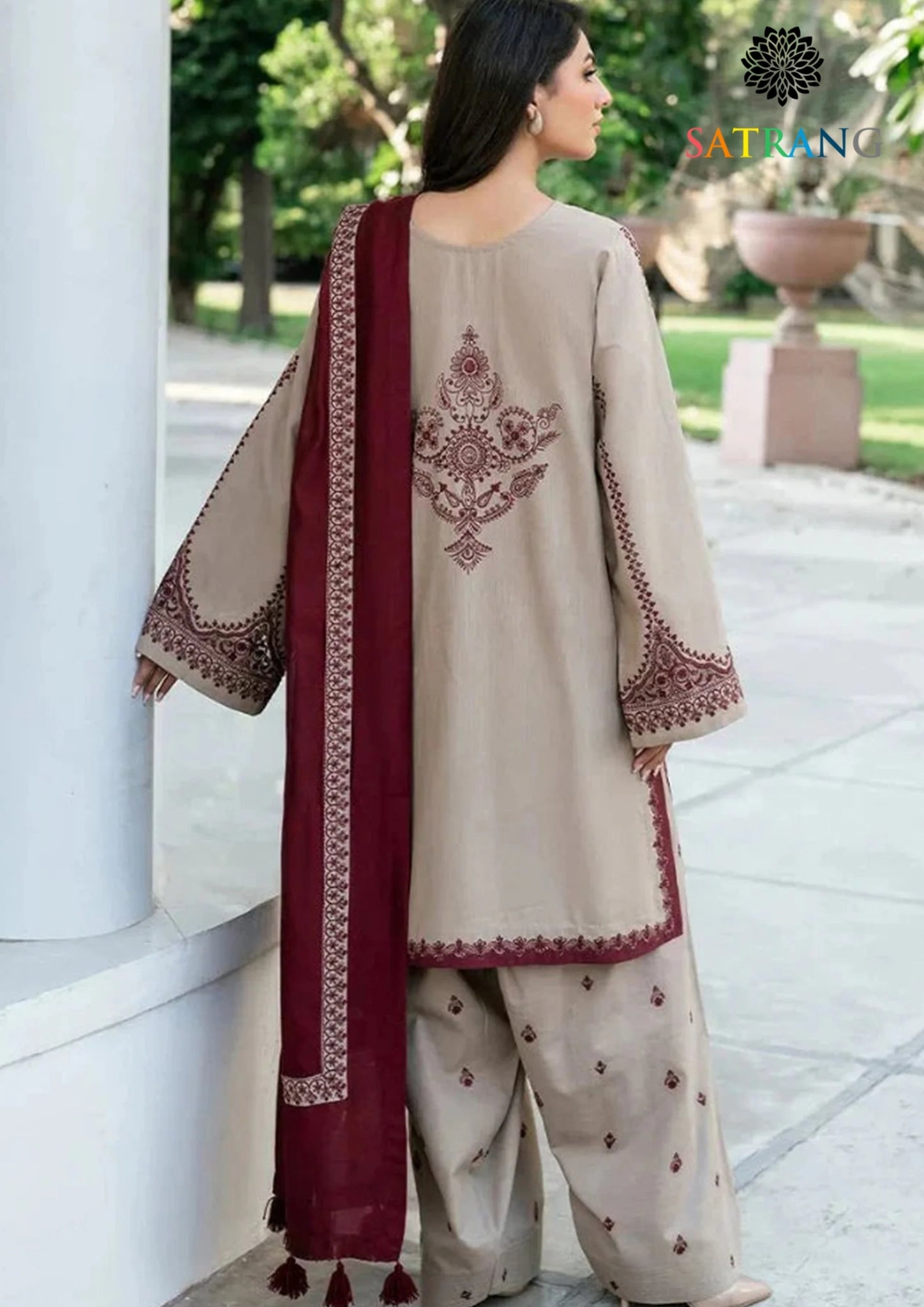 Winter Unstitched 3PCs Embroidered Dhanak Dress With Digital Printed Karandi Shawl SR-503