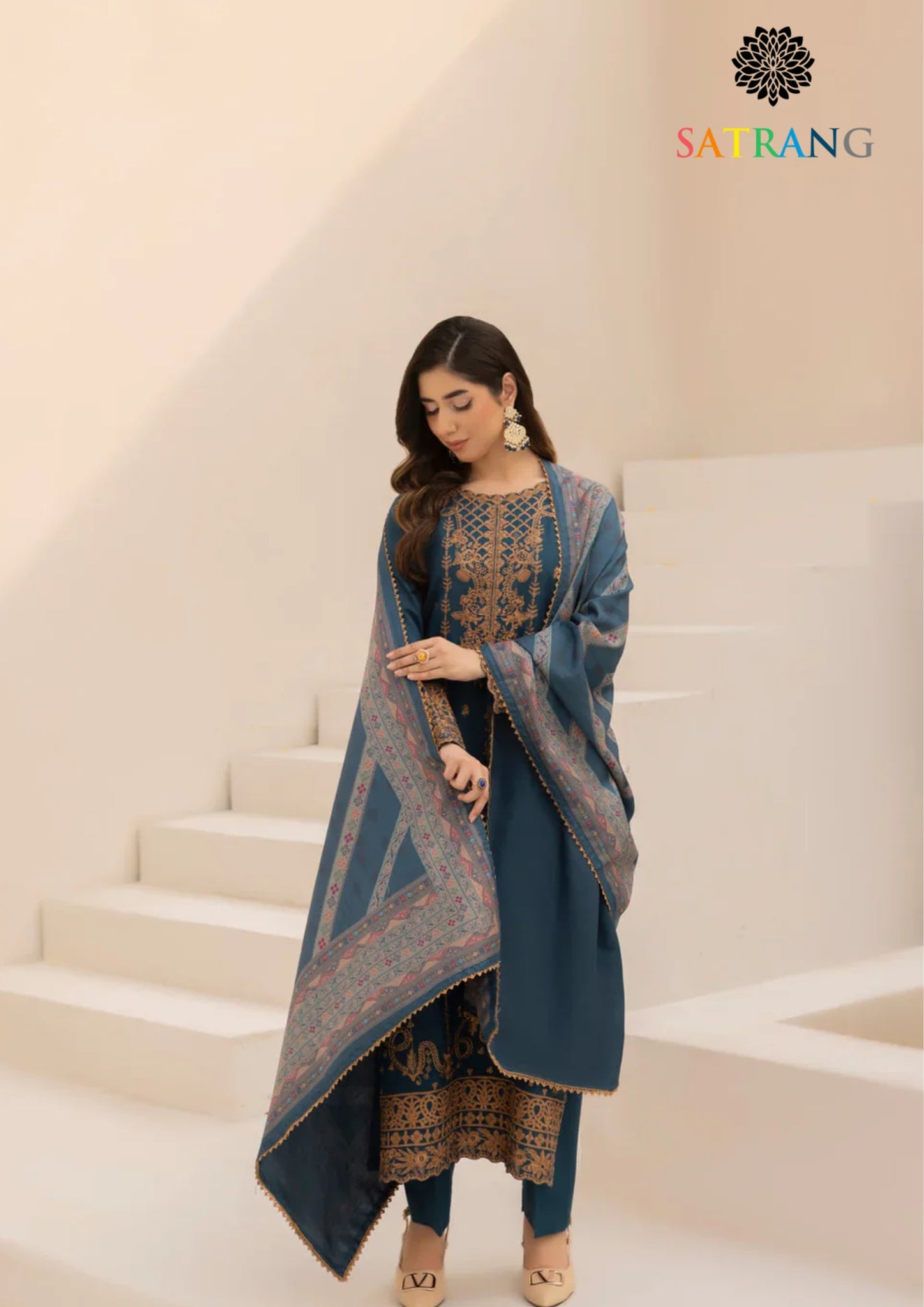 Winter Unstitched 3PCs Embroidered Dhanak Dress With Digital Printed Karandi Shawl SR-627