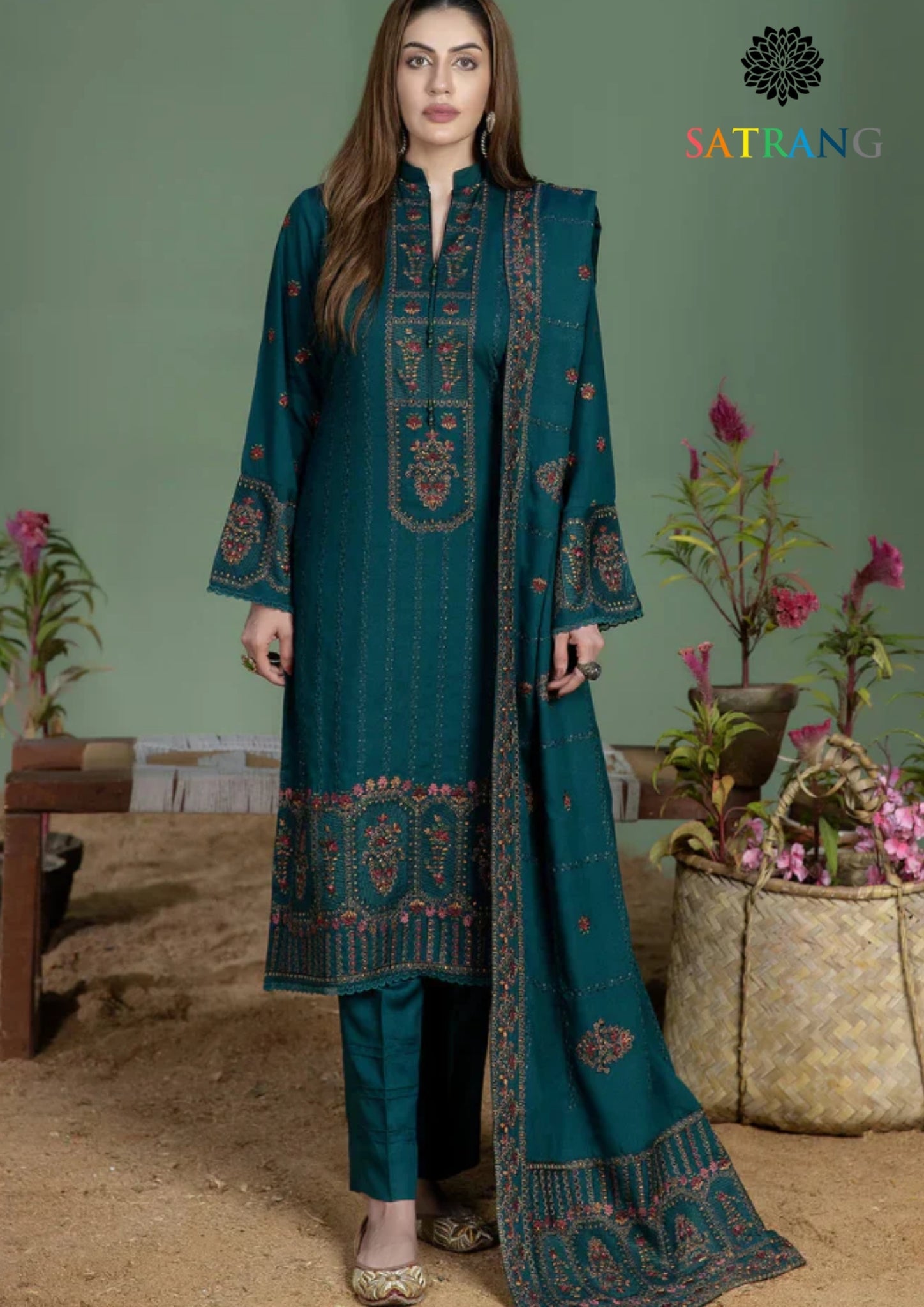Winter Unstitched 3PCs Heavy Embroidered Dhanak Dress With Dhanak Embroidered Shawl SR-629