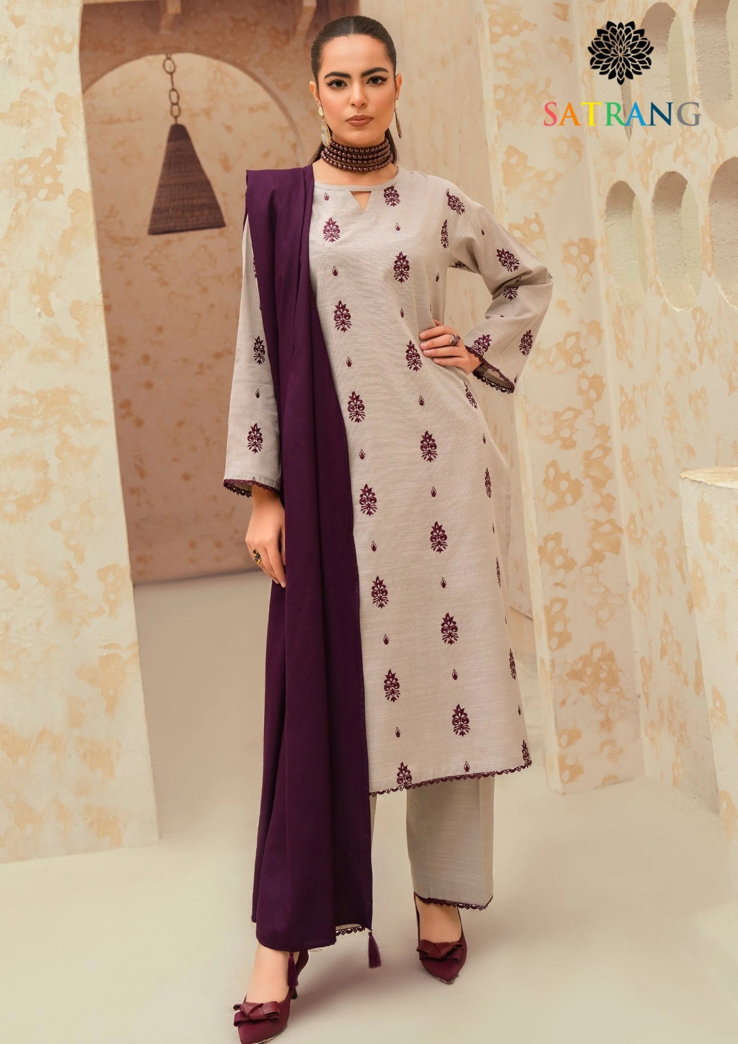 Winter Unstitched 3PCs Embroidered Dhanak Dress With Bambal Shawl SR-637