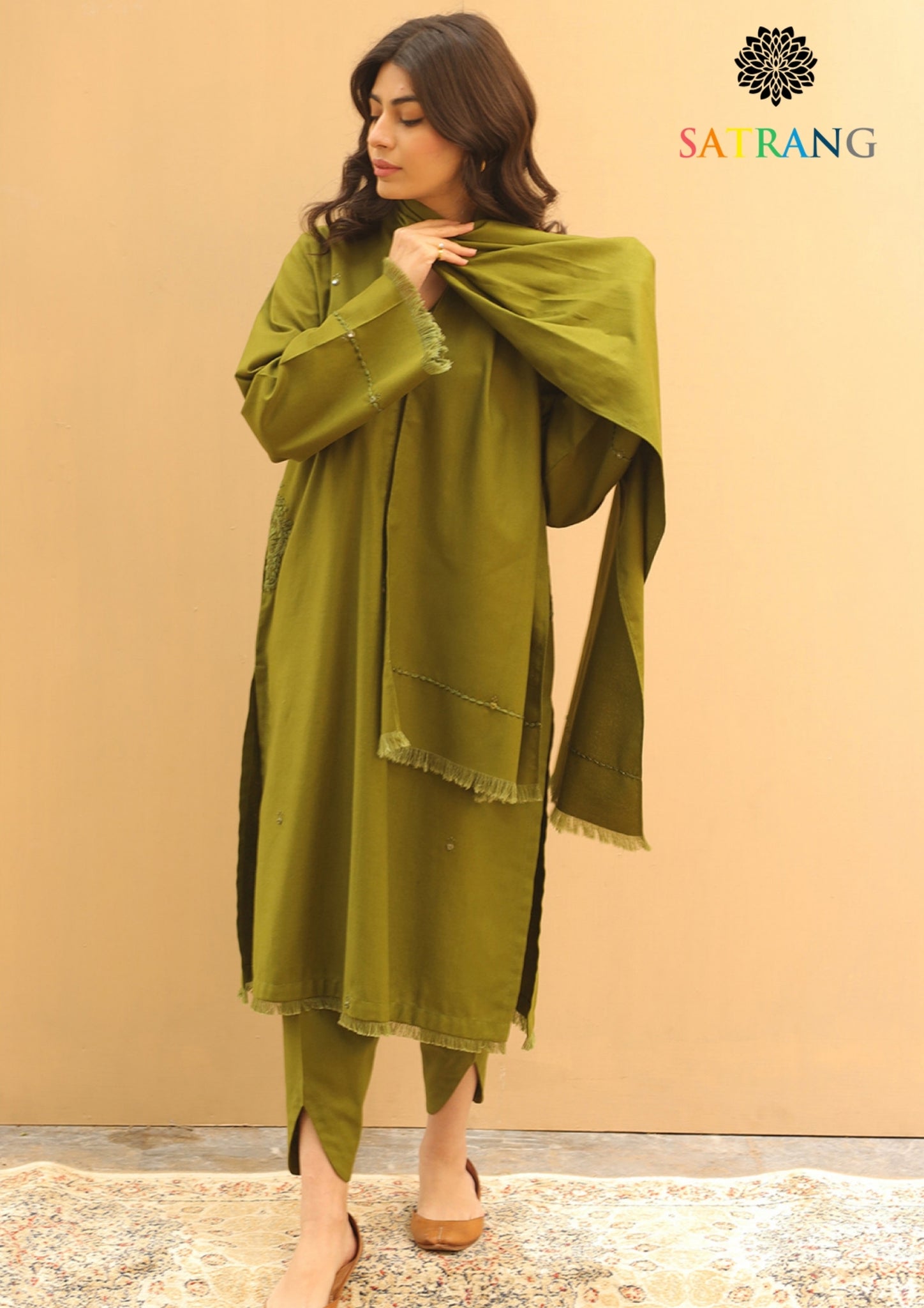 Winter Unstitched 3PCs Embroidered Dhanak Dress With Embroidered Dhanak Shawl SR-653