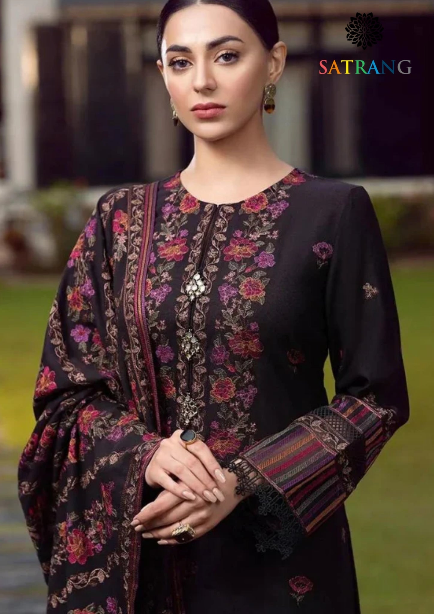 Winter Unstitched 3PCs Heavy Embroidered Dhanak Dress With Heavy Embroidered Dhanak Shawl SR-656