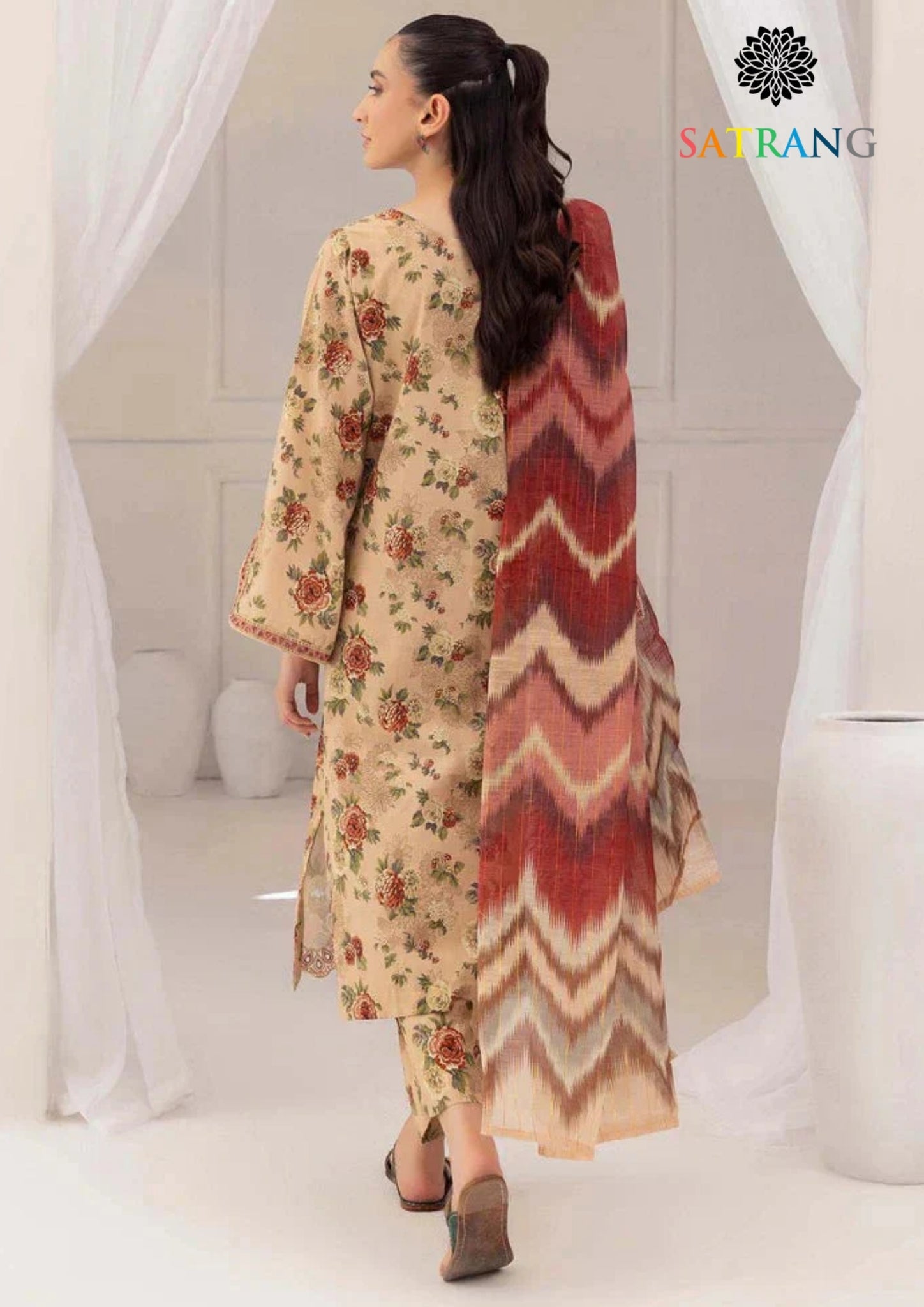 Winter Unstitched 3PCs Digital Printed Karandi Dress With Digital Printed Karandi Shawl SR-662