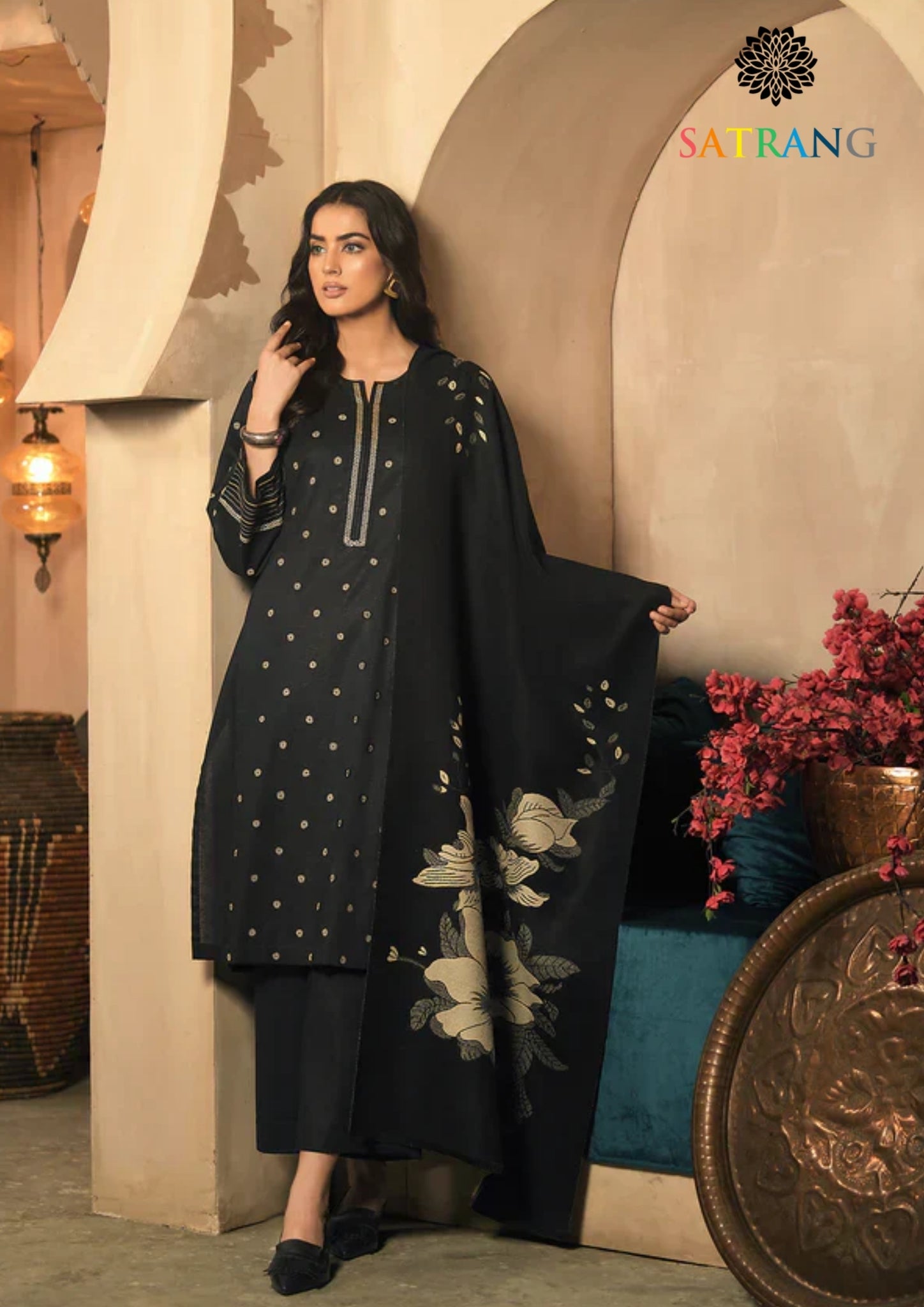 Winter Unstitched 3PCs Embroidered Dhanak Dress With Digital Printed Karandi Shawl SR-667