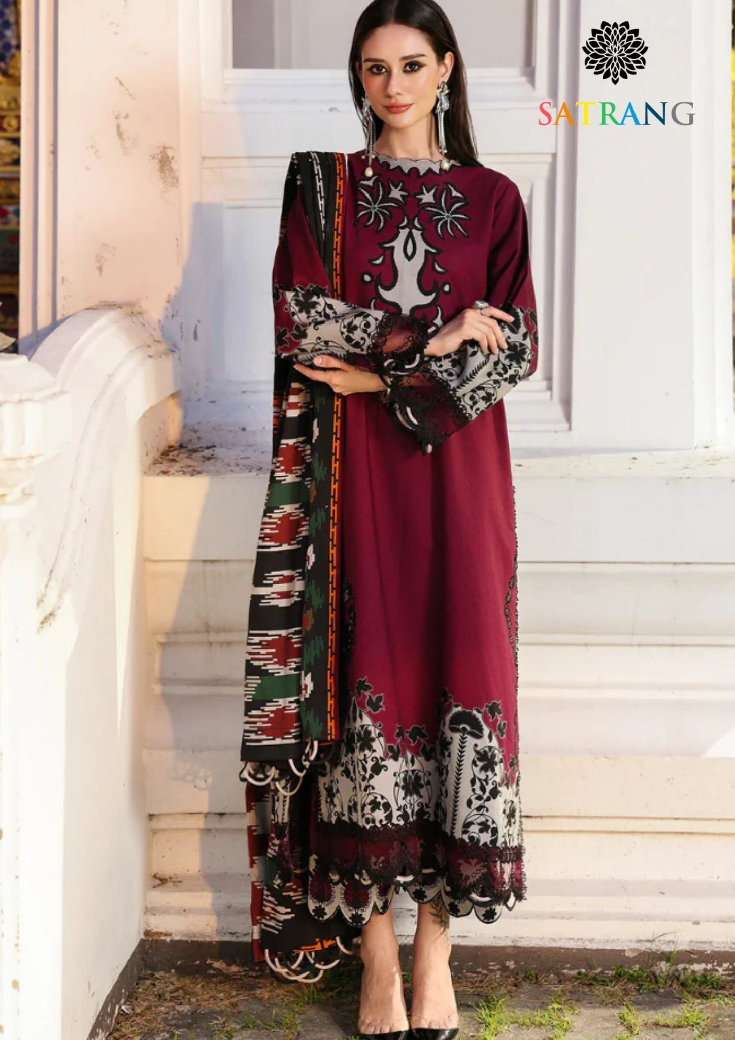Winter Unstitched 3PCs Digital Printed Karandi Dress With Digital Printed Karandi Shawl SR-684