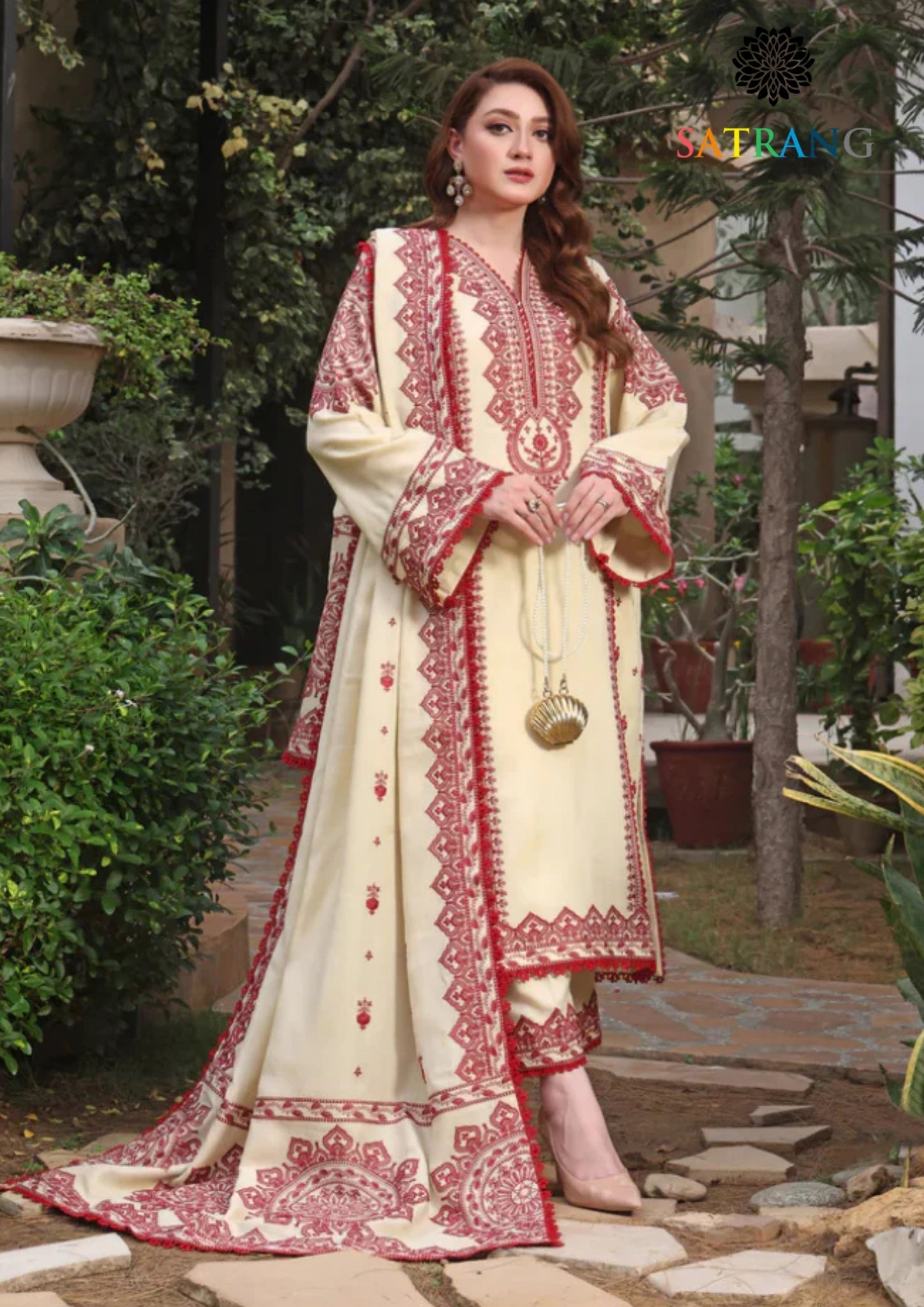 Winter Unstitched 3PCs Embroidered Dhanak Dress With Embroidered Dhanak Shawl SR-686