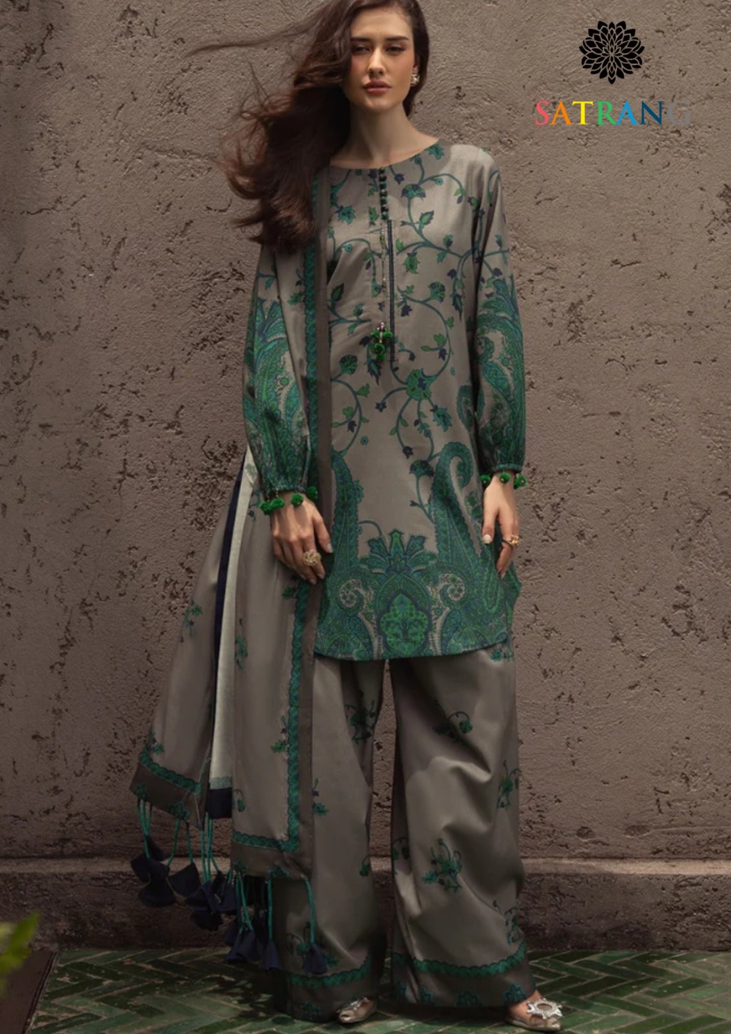 Winter Unstitched 3PCs Digital Printed Karandi Dress With Digital Printed Karandi Shawl SR-689