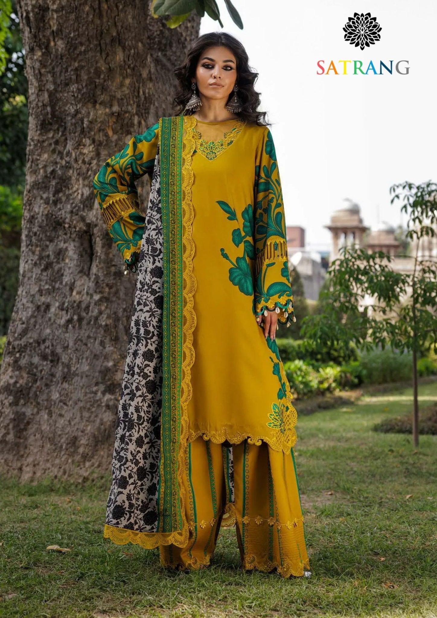 Winter Unstitched 3PCs Digital Printed Karandi Dress With Digital Printed Karandi Shawl SR-706