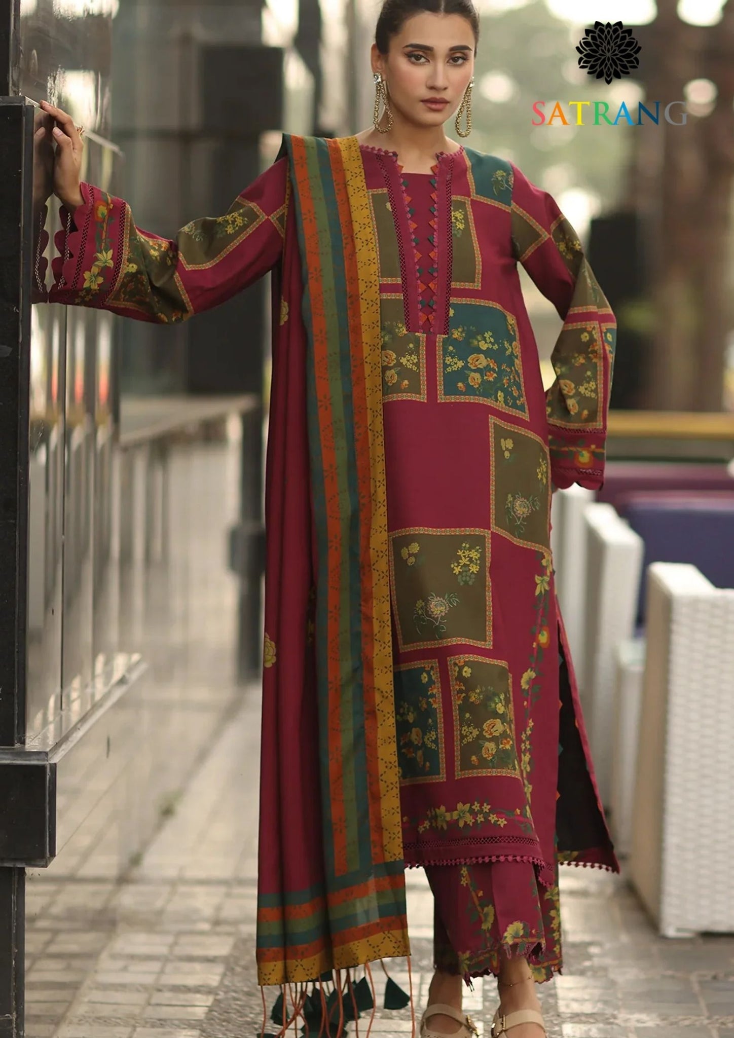 Winter Unstitched 3PCs Digital Printed Karandi Dress With Digital Printed Karandi Shawl SR-710