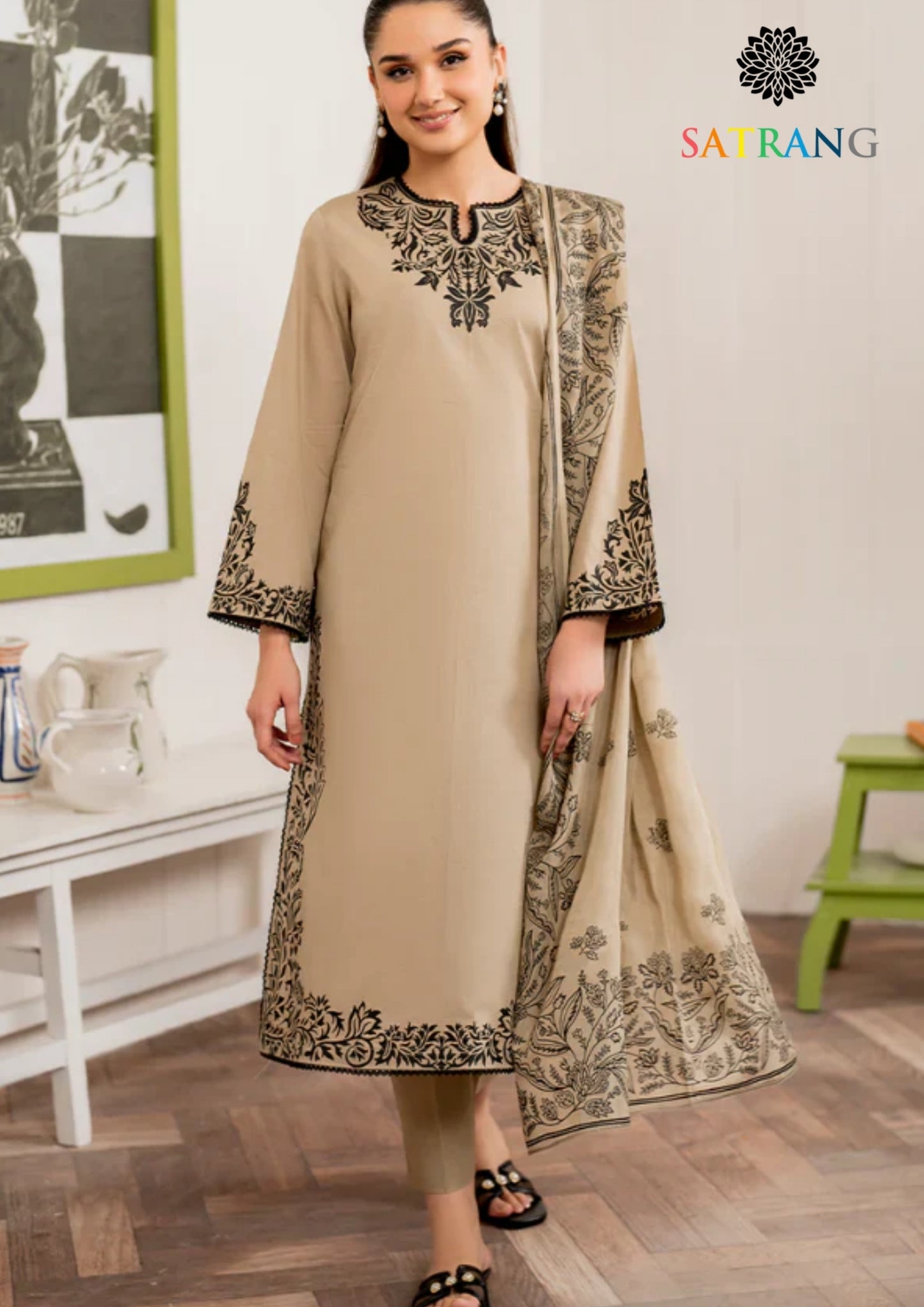 Winter Unstitched 3PCs Embroidered Dhanak Dress With Digital Printed Karandi Shawl SR-269