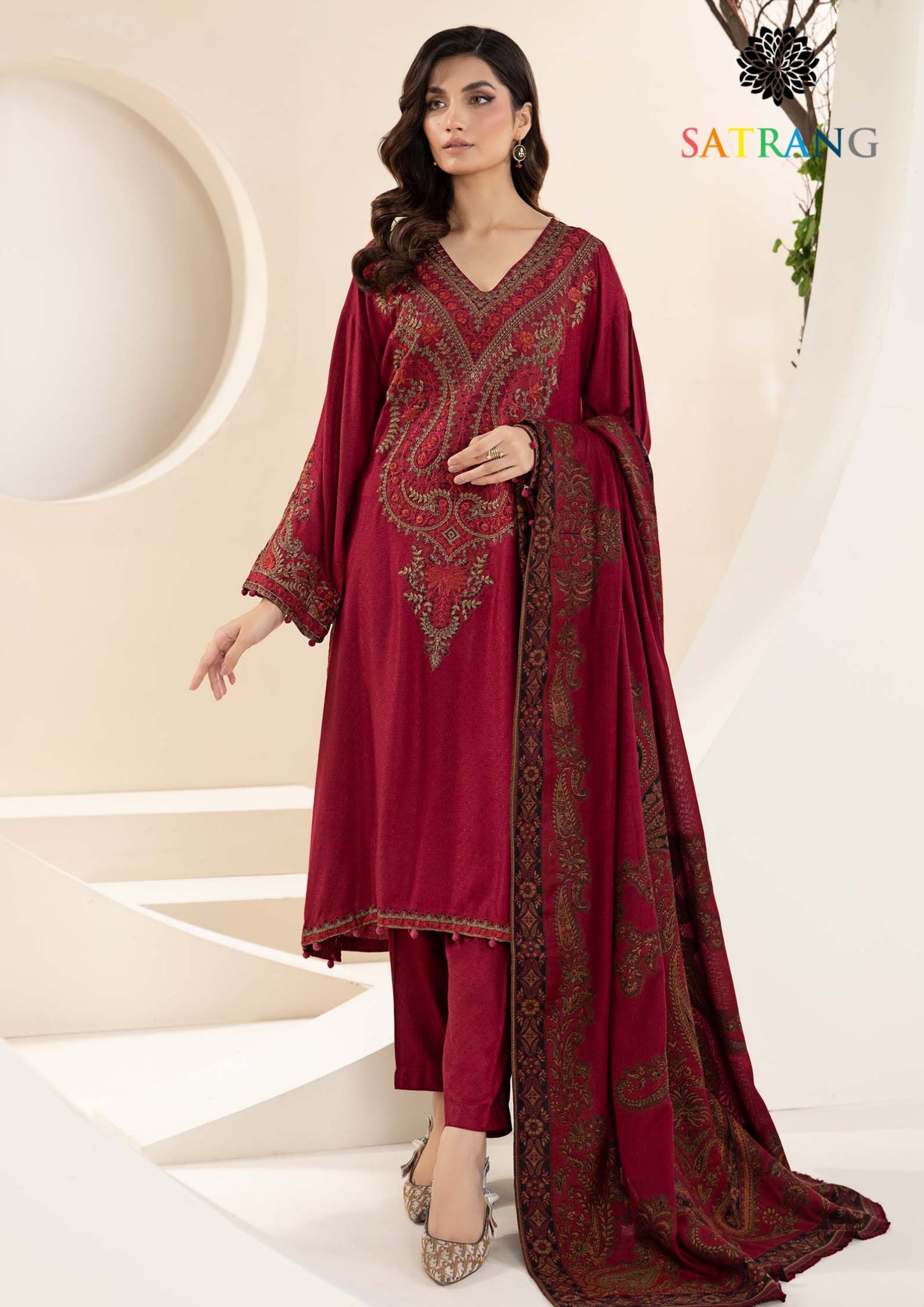 Winter Unstitched 3PCs Embroidered Dhanak Dress With Digital Printed Karandi Shawl SR-611
