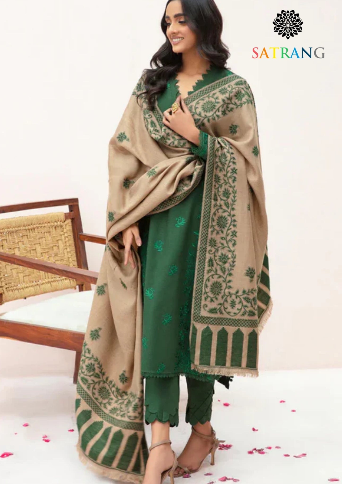 Winter Unstitched 3PCs Embroidered Dhanak Dress With Digital Printed Karandi Shawl SR-614