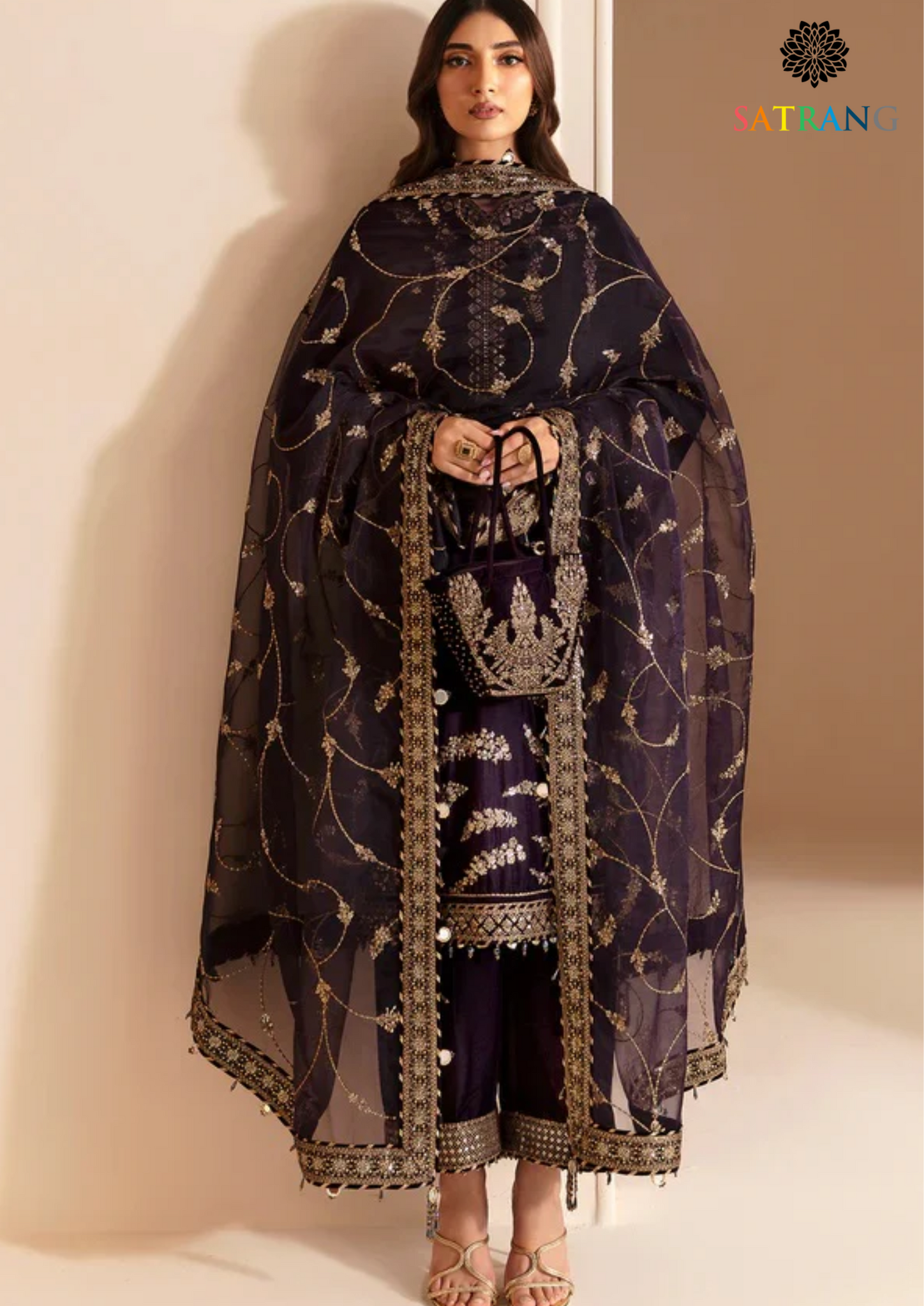Winter Unstitched 3PCs Embroidered Velvet Dress With Shamooz Silk Trouser SR-510